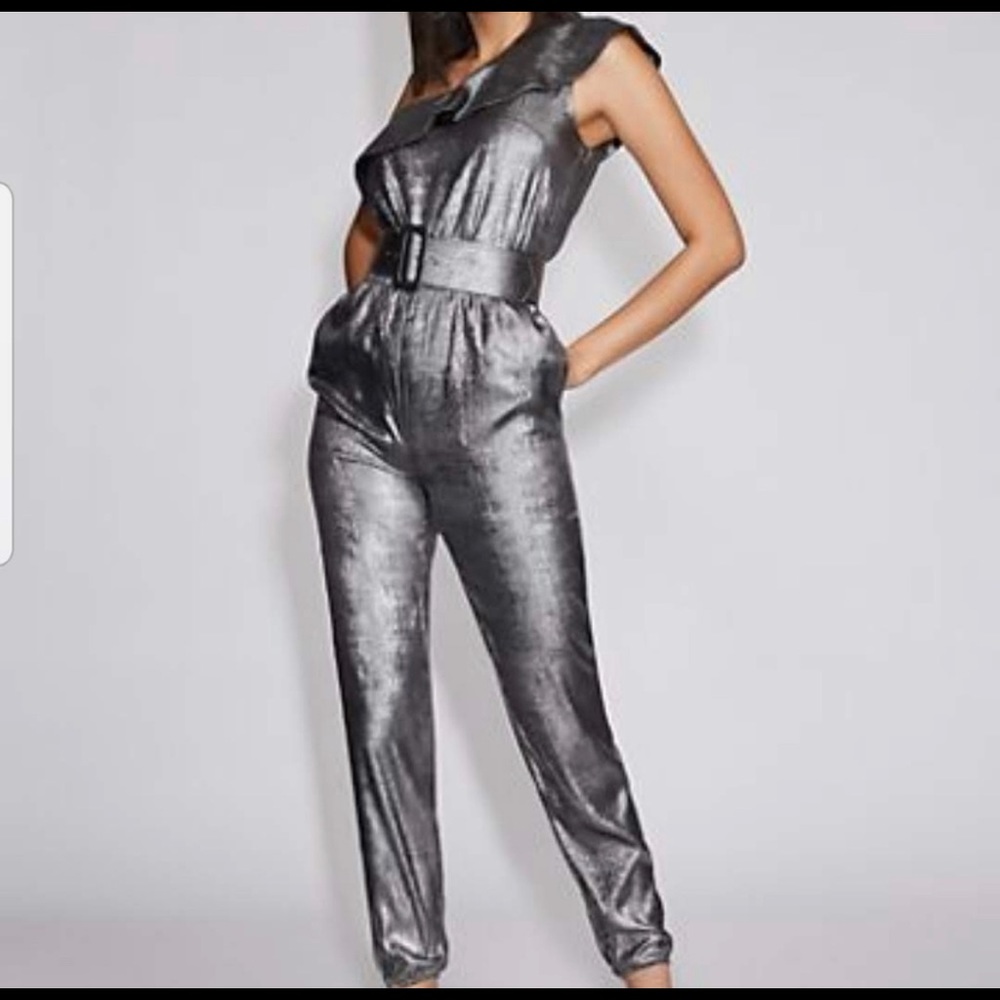 NY&Co SHIMMER SILVER JUMPSUIT Sz M